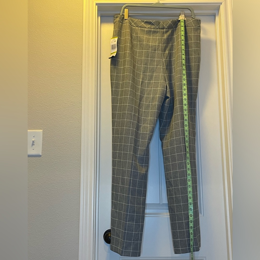 Le Suit Gray Plaid Trousers